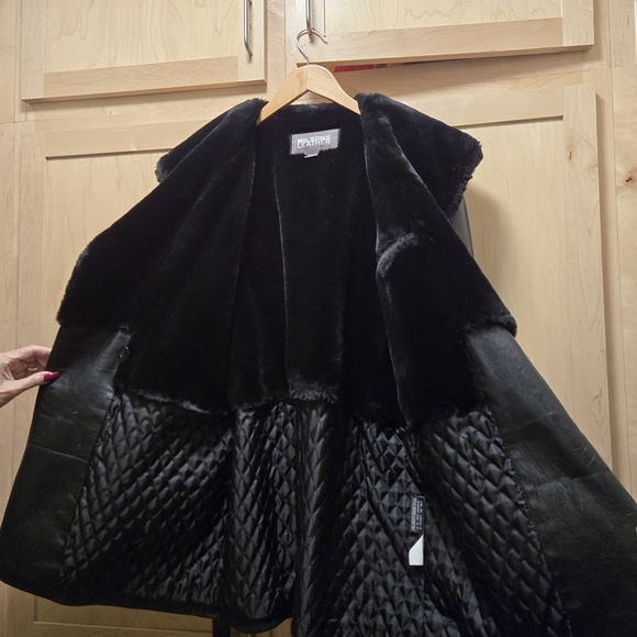 Wilsons Leather Black Fur Trim Jacket - Picture 3 of 6